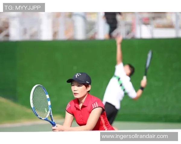 南京网球队在城市联赛中的个人能力展现与战术分析